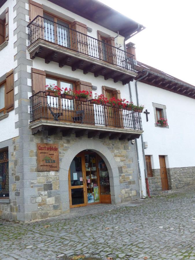 Gaztanbide Apartamento rural Ochagavía Exterior foto